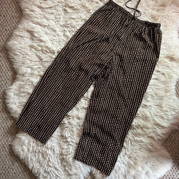 SOLD Brown Pattern Matching Set - Picture 5 of 5